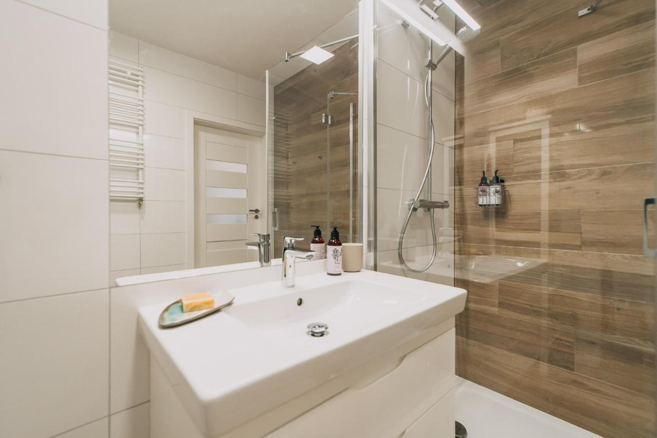 Nadmorskie Tarasy Apartament Wave Surfingbird Колобжег Екстер'єр фото