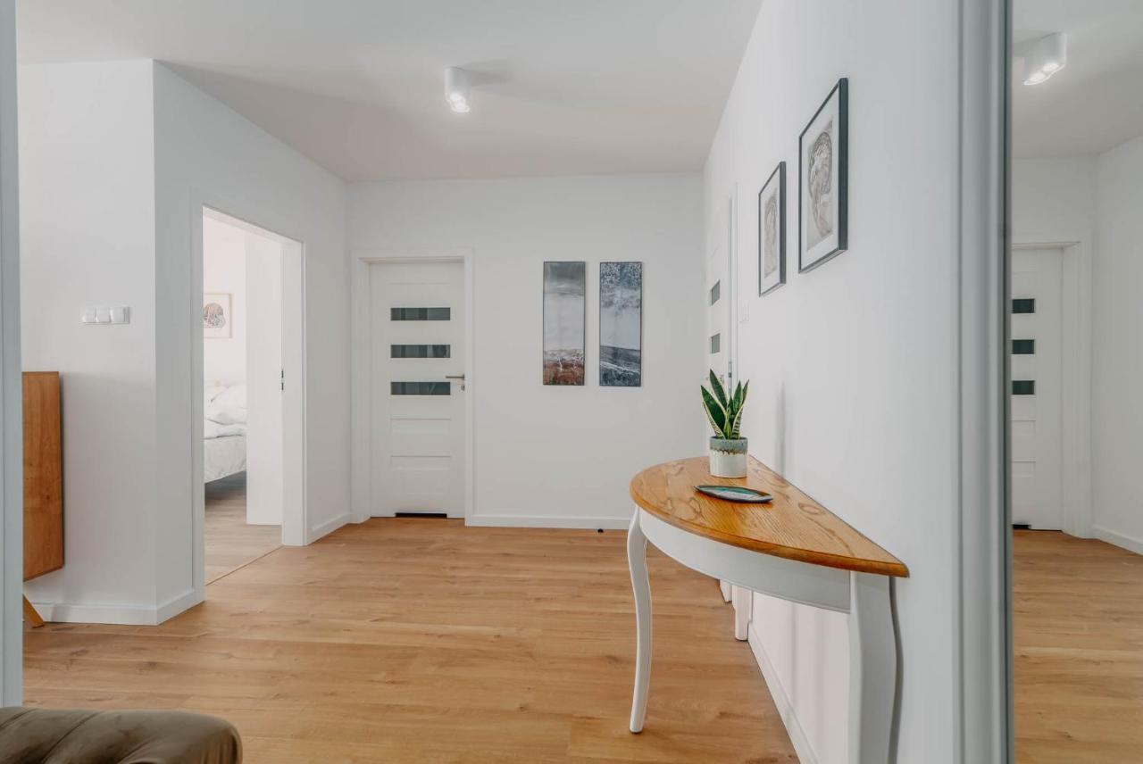 Nadmorskie Tarasy Apartament Wave Surfingbird Колобжег Екстер'єр фото